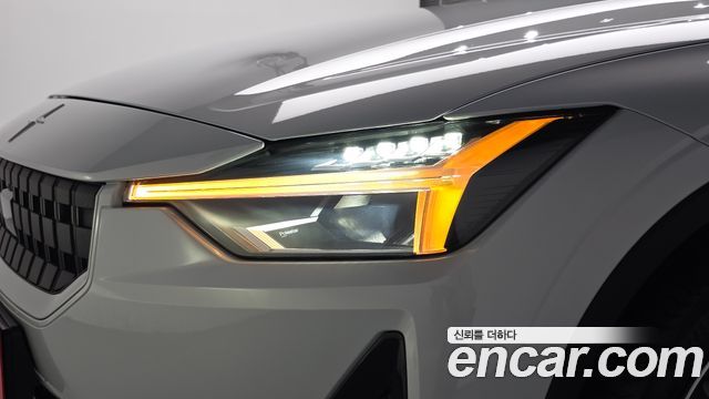 Polestar Polestar 2 2023 — photo 8