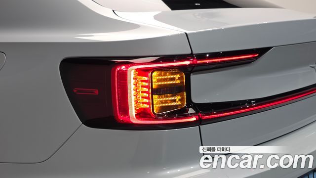 Polestar Polestar 2 2023 — photo 9