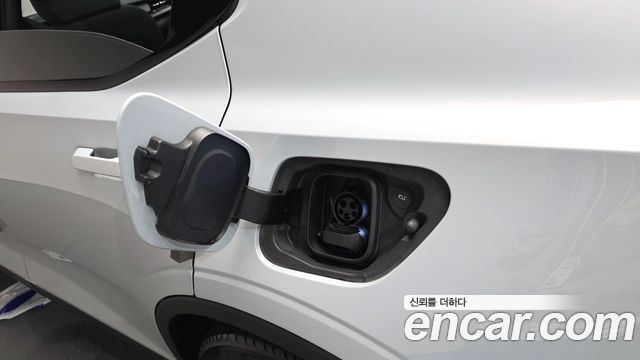 Polestar Polestar 2 2023 — photo 31