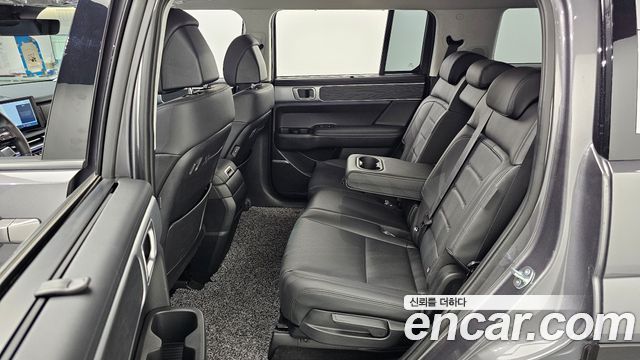 Hyundai Santafe 2025 — photo 17