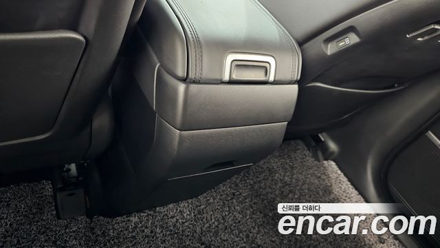 Hyundai Santafe 2025 — photo 25