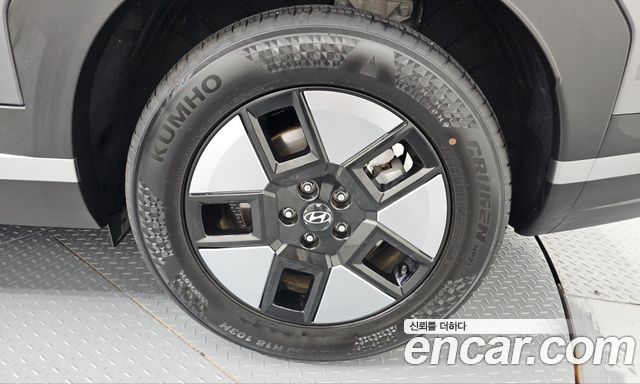 Hyundai Santafe 2025 — photo 7