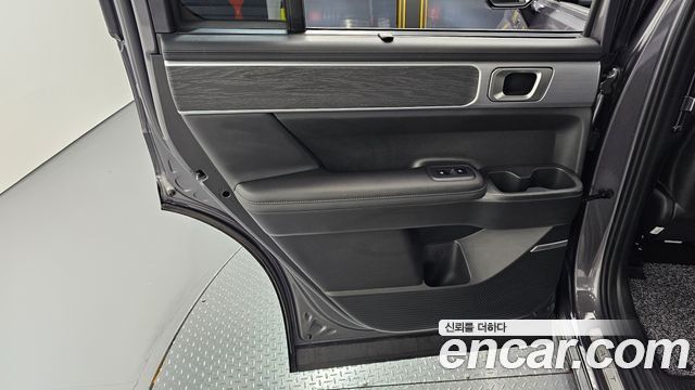 Hyundai Santafe 2025 — photo 15