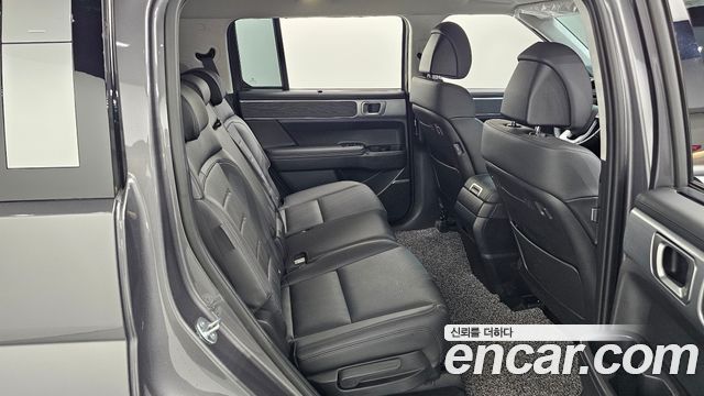 Hyundai Santafe 2025 — photo 16