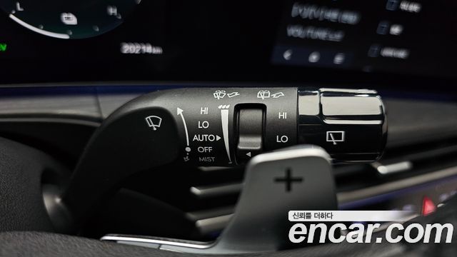 Hyundai Santafe 2025 — photo 28