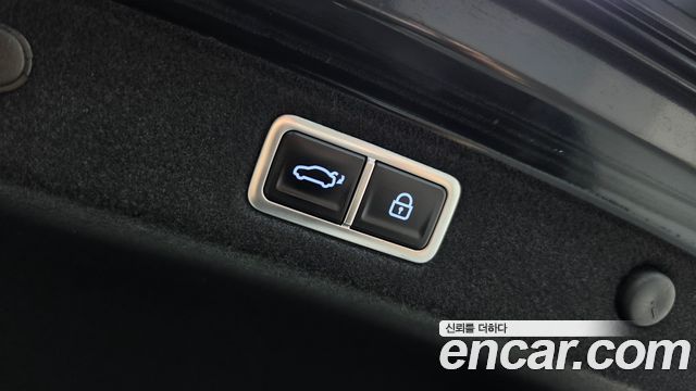 Hyundai Grandeur 2023 — photo 17