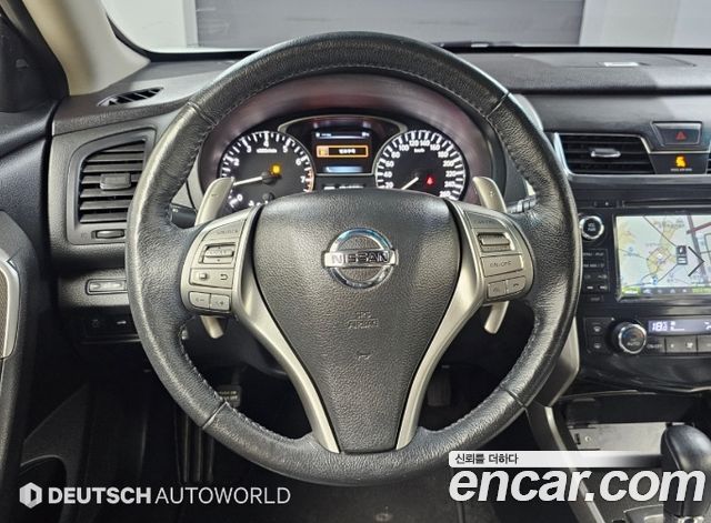 Nissan Altima 2016 — photo 13
