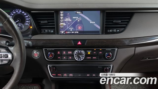 Kia K7 2017 — photo 13