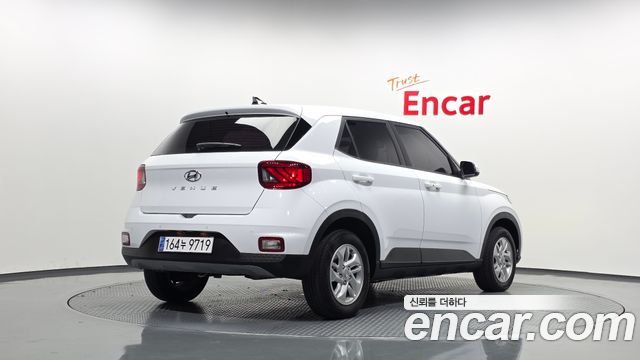 Hyundai Venue 2020 — photo 2