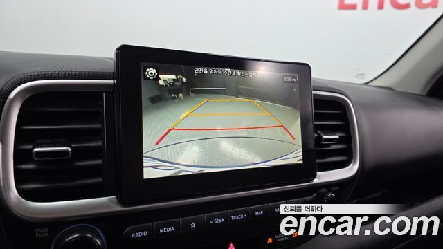 Hyundai Venue 2020 — photo 21