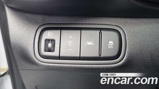 Hyundai Venue 2020 — photo 25