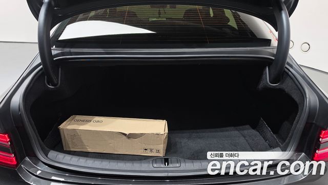 Genesis G80 2022 — photo 24