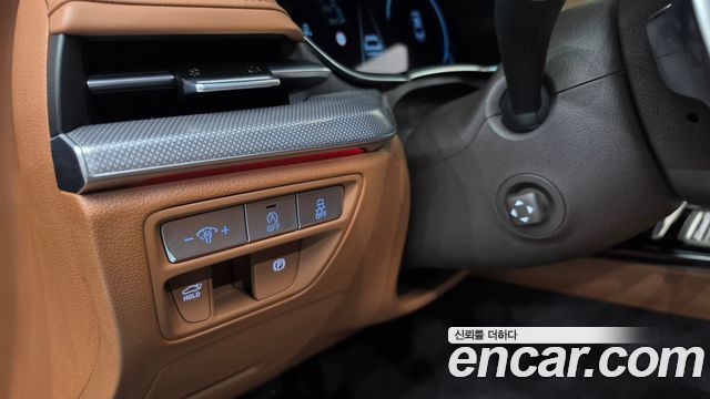 Genesis G80 2022 — photo 26