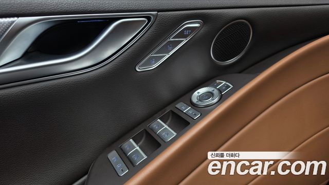Genesis G80 2022 — photo 28