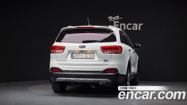 Kia Sorento 2016 — photo 4