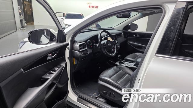 Kia Sorento 2016 — photo 13