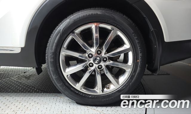 Kia Sorento 2016 — photo 7