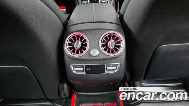 Mercedes-Benz GLC-Class 2018 — photo 31