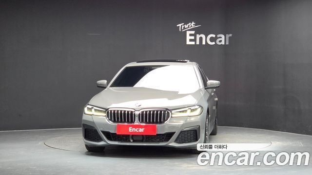 BMW 5-Series 2021 — photo 3