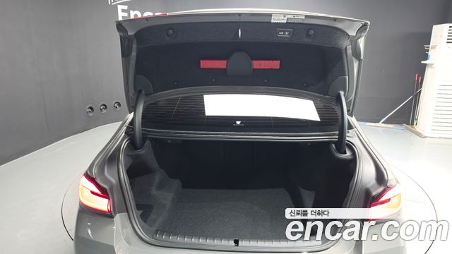 BMW 5-Series 2021 — photo 26