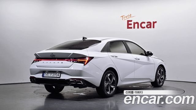 Hyundai AVANTE 2023 — photo 2
