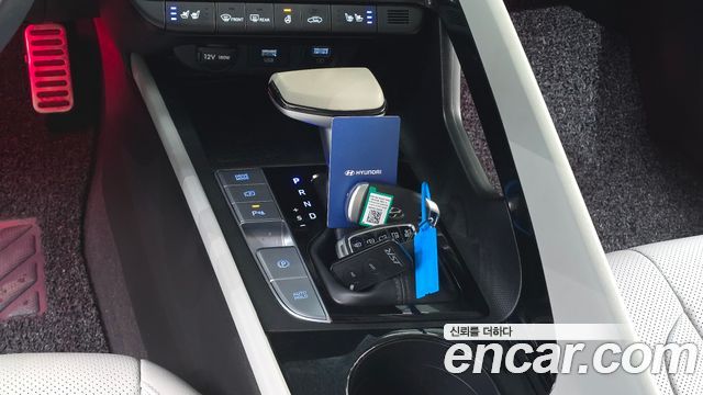 Hyundai AVANTE 2023 — photo 12