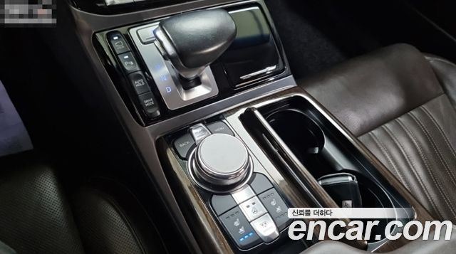 Genesis EQ900 2018 — photo 9