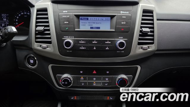 KG Mobility Rexton 2019 — photo 16