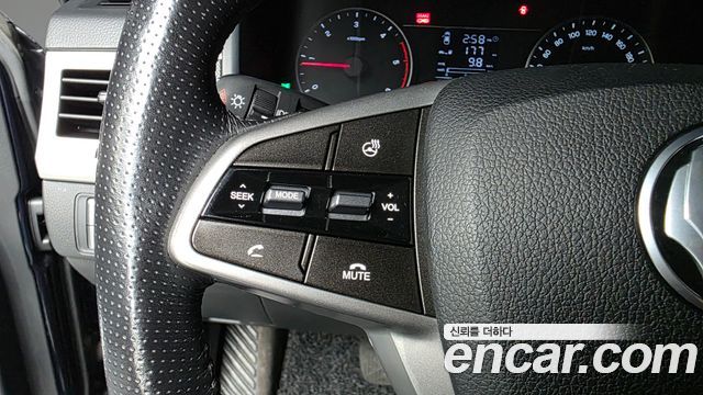 KG Mobility Rexton 2019 — photo 19