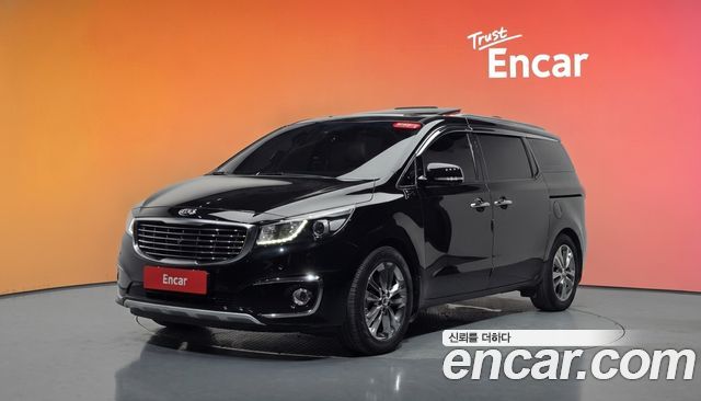 Kia Canival 2018 — photo 1
