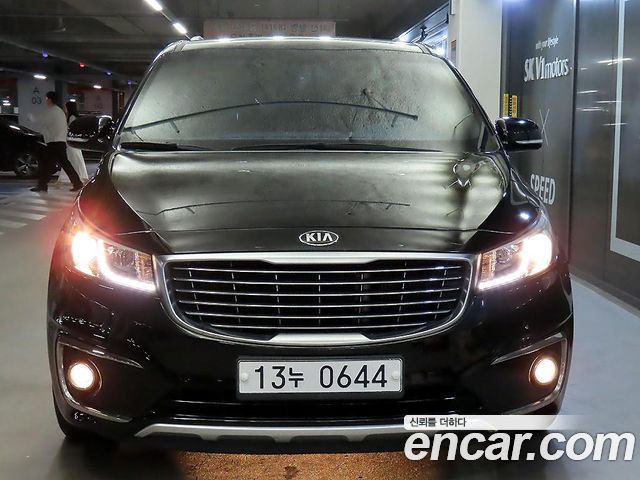 Kia Canival 2016 — photo 3