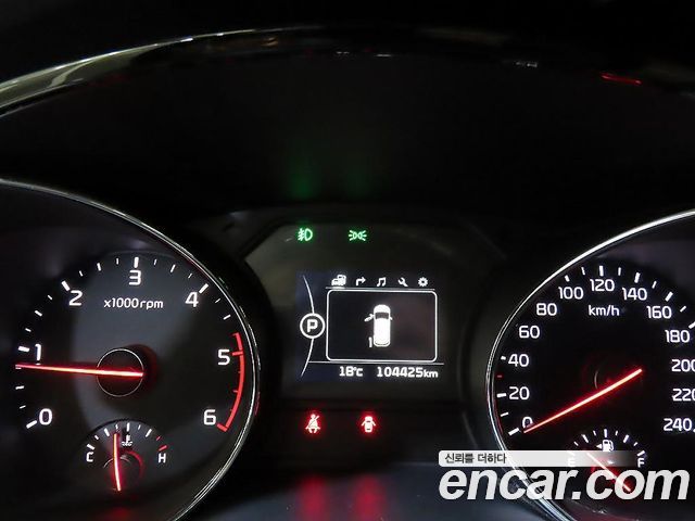 Kia Canival 2016 — photo 8