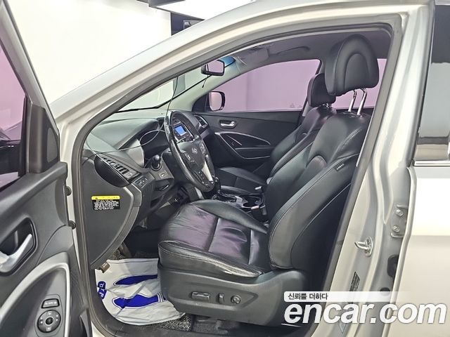 Hyundai Santafe 2013 — photo 11