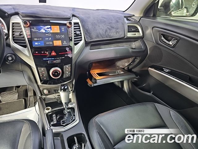KG Mobility TIBOLI 2016 — photo 10