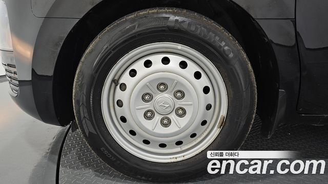 Hyundai Staria 2024 — photo 5