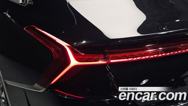 Kia K8 2023 — photo 9