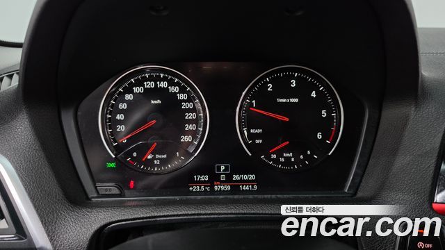 BMW 1-Series 2018 — photo 8