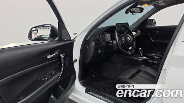 BMW 1-Series 2018 — photo 10
