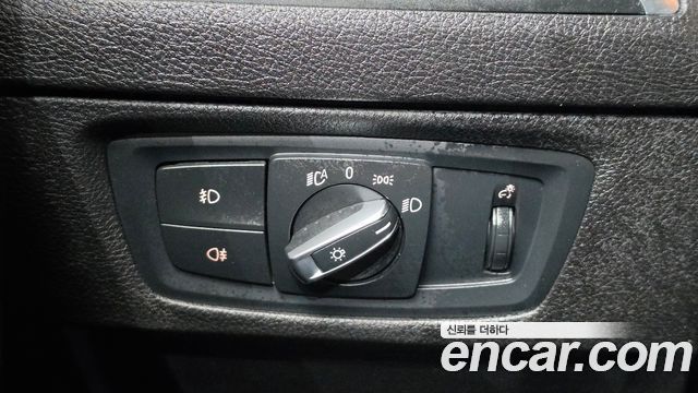 BMW 1-Series 2018 — photo 16