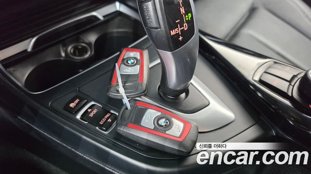 BMW 1-Series 2018 — photo 18