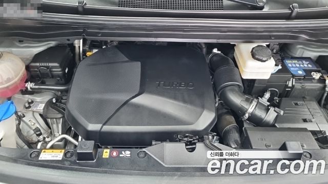 Hyundai Staria 2022 — photo 6