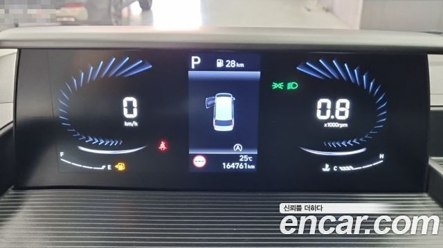 Hyundai Staria 2022 — photo 8