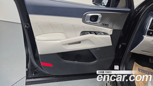 Kia Sorento 2023 — photo 14