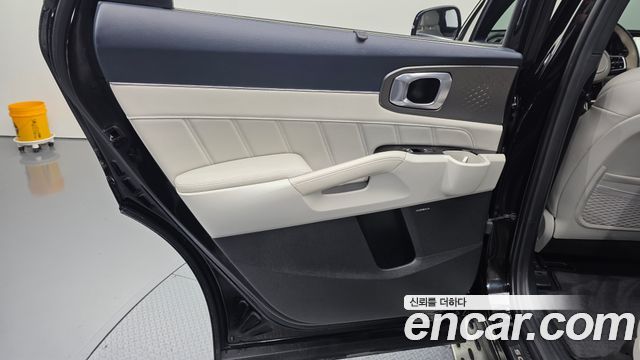 Kia Sorento 2023 — photo 15