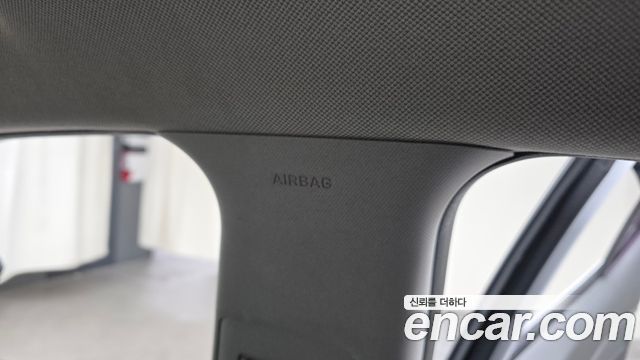 Hyundai AVANTE 2018 — photo 29