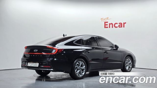 Hyundai Sonata 2023 — photo 2
