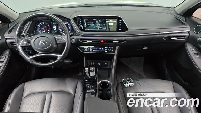 Hyundai Sonata 2023 — photo 9