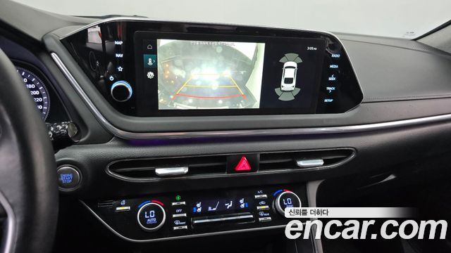 Hyundai Sonata 2023 — photo 18