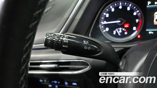 Hyundai Sonata 2023 — photo 24