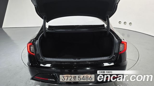Hyundai Sonata 2023 — photo 25